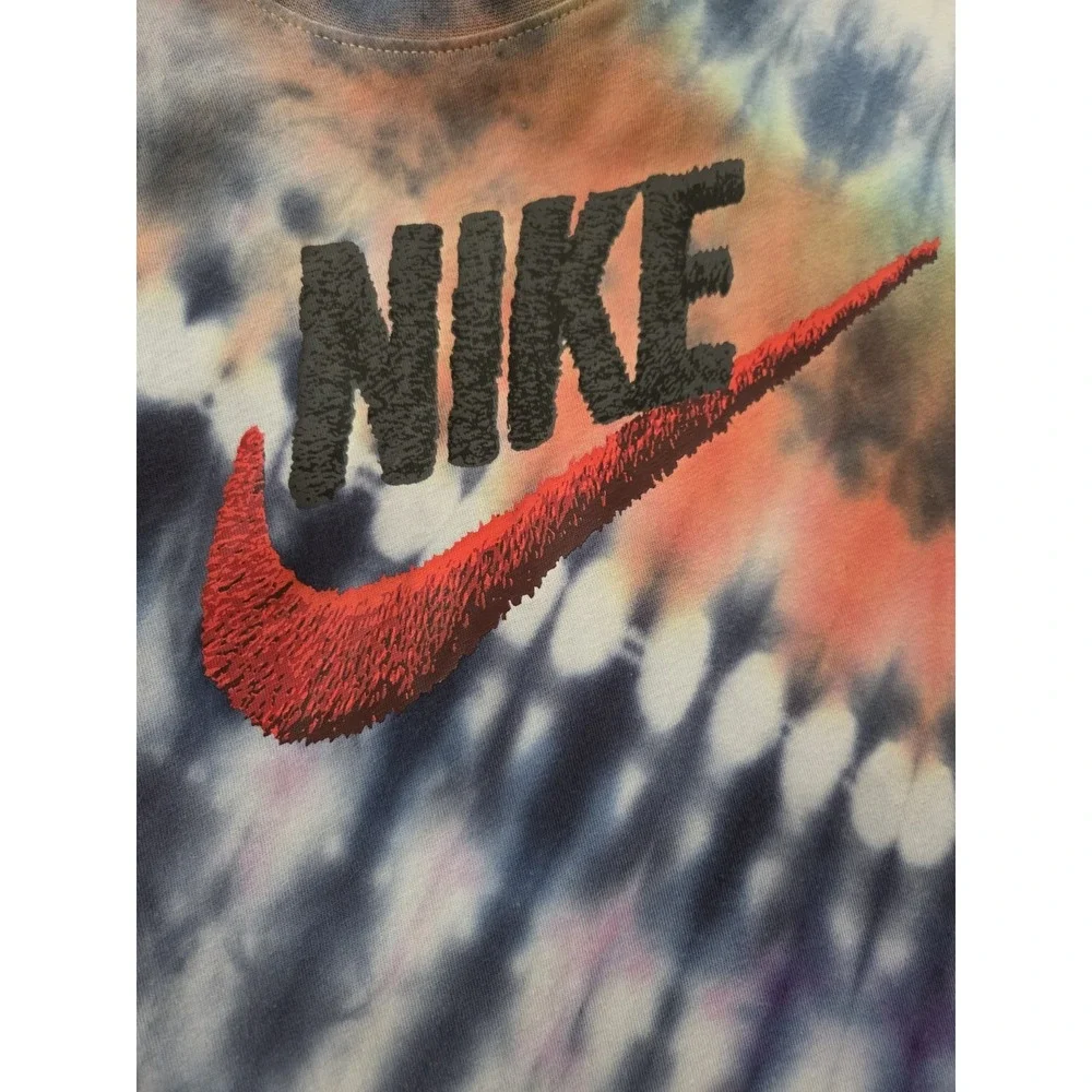 The Nike Tee Tie Dye Shirt‎ Youth Large Fuzzy Carpet Swoosh Athleisure
